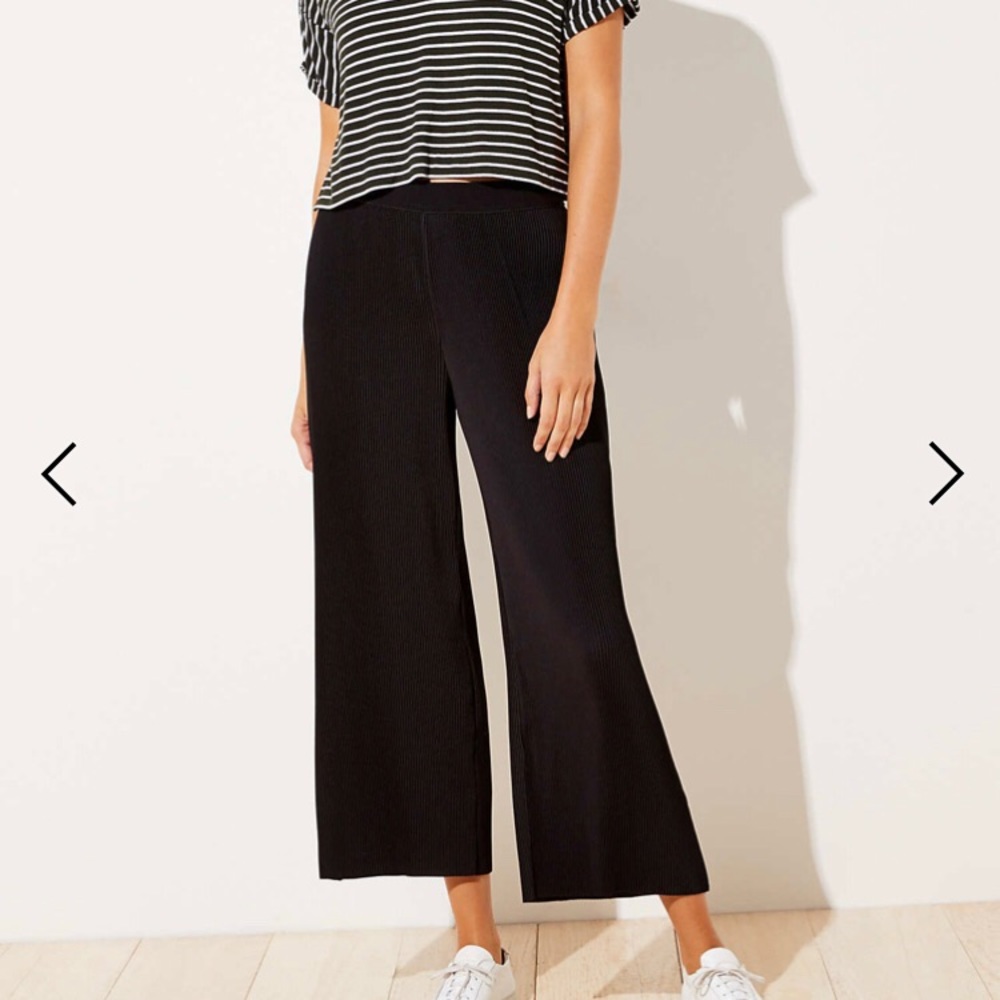 Never Worn Black pleated wide leg pants